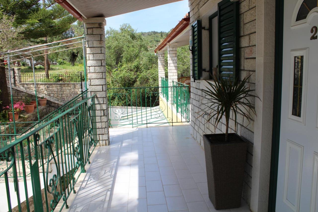 Paxos Rock Apartments Gaios Extérieur photo